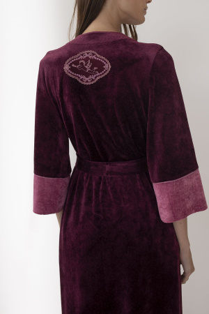 Женский велюровый халат Laete сливового цвета-2